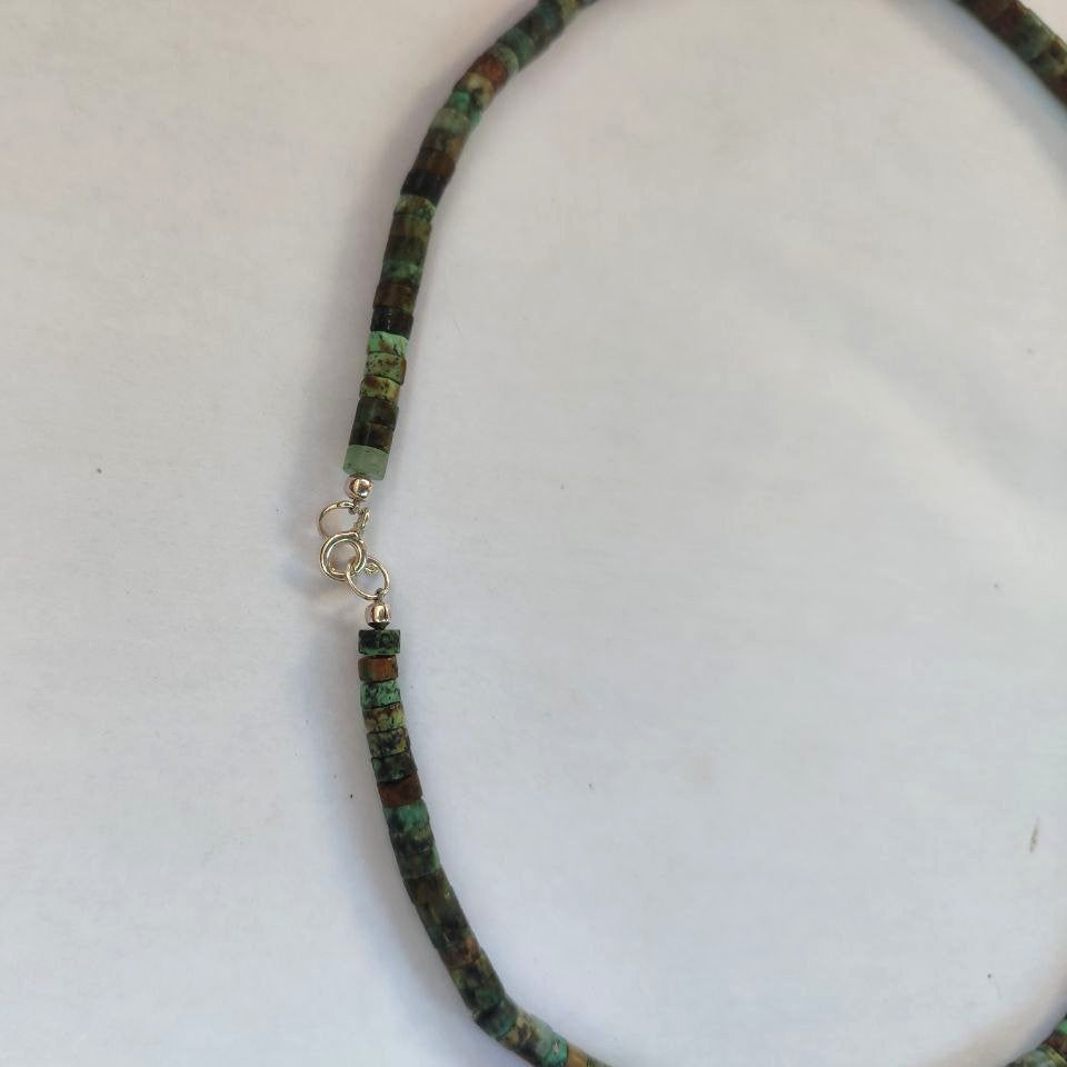 Collar de turquesa africana