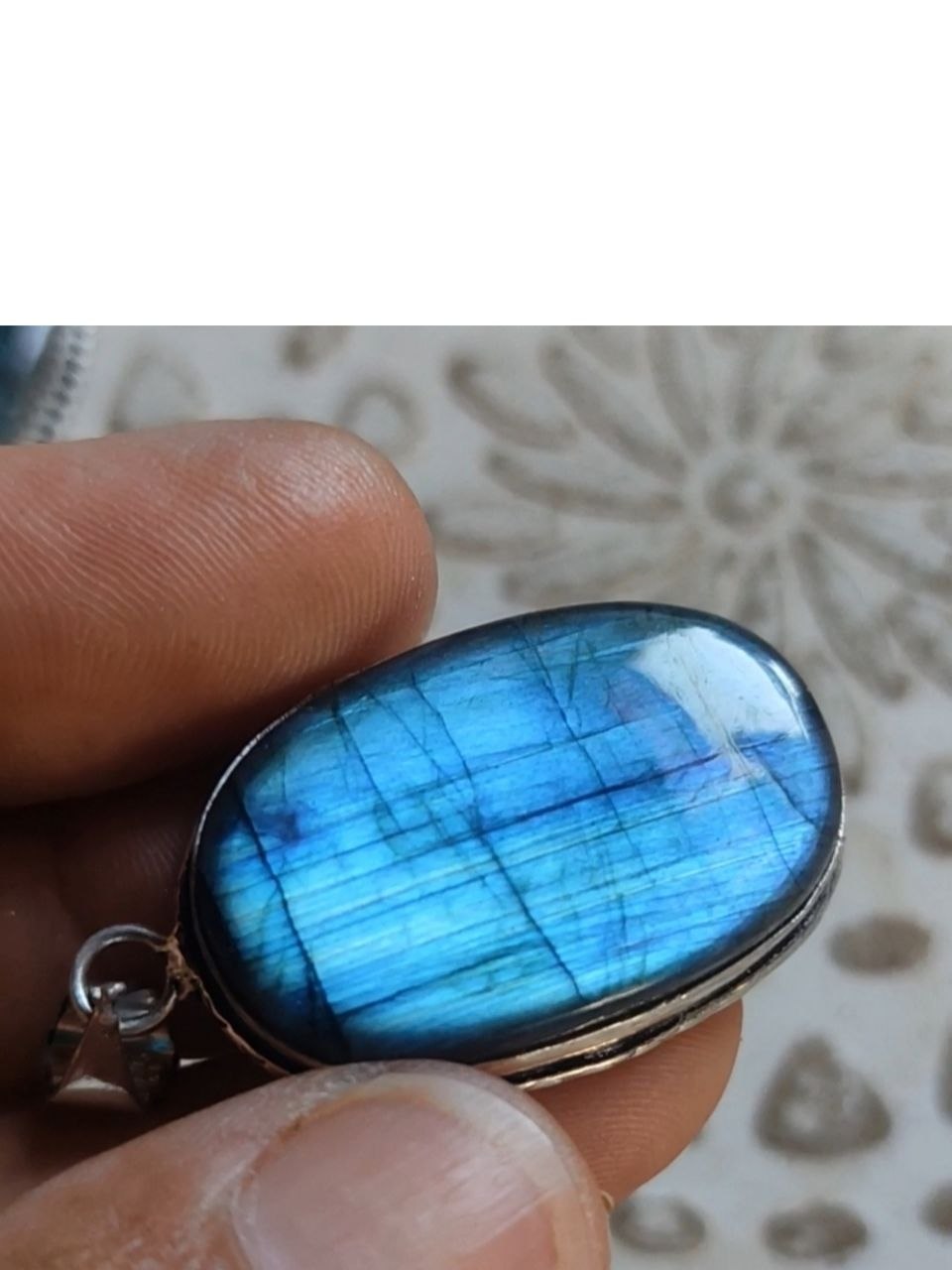 Joyas con Piedras Naturales y Gemas Solitarias