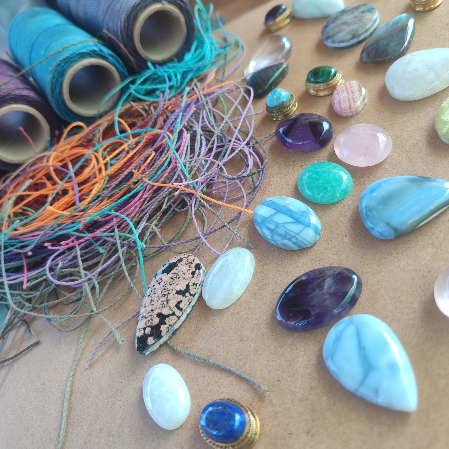 Joyería en macramé