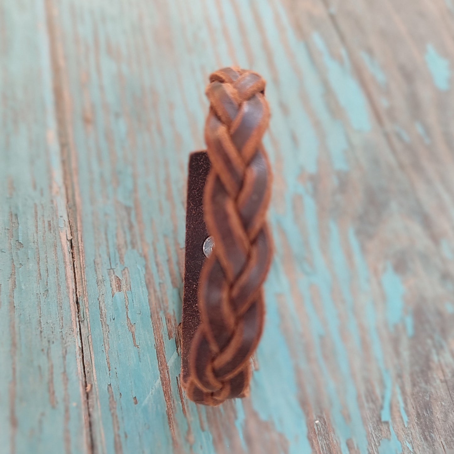 pulsera de cuero trenzada, trenza sin extremos, una sola pieza, de cuero clásica