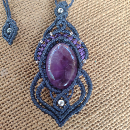 colgante largo de macrame con amatista y plata de ley, colgante grande, collar ajustable de macrame con piedra y plata de ley