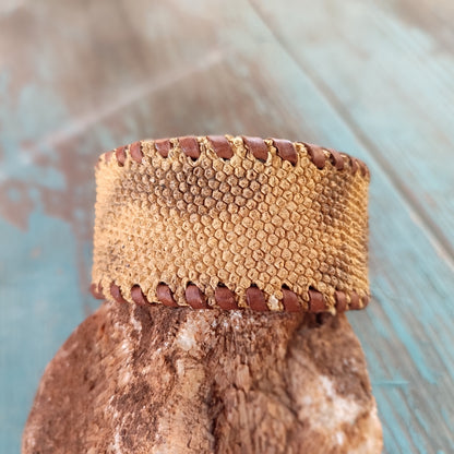 pulsera ancha de cuero