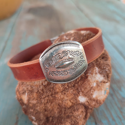pulsera artesana de cuero y metal unisex