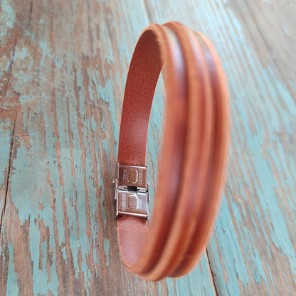 pulsera de cuero sencilla marron