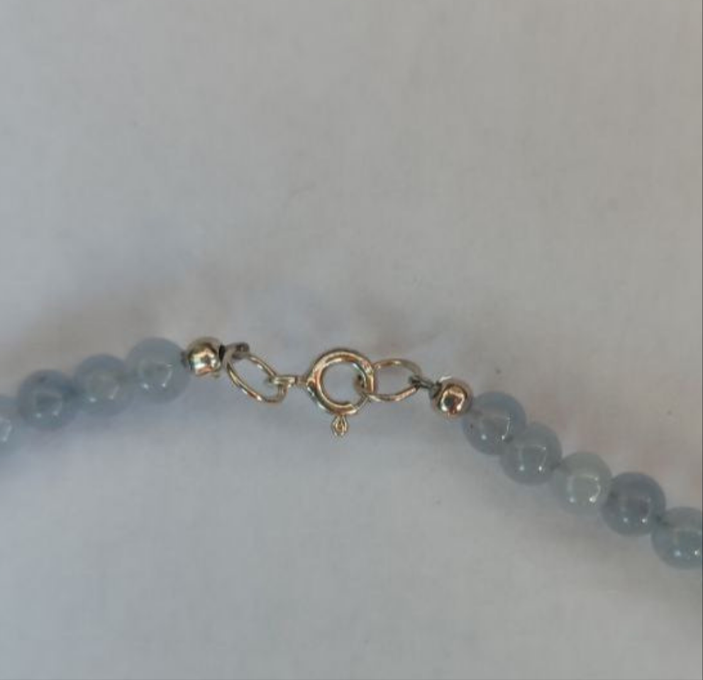 Cierre de plata de ley 925 para el collar de aguamarina.