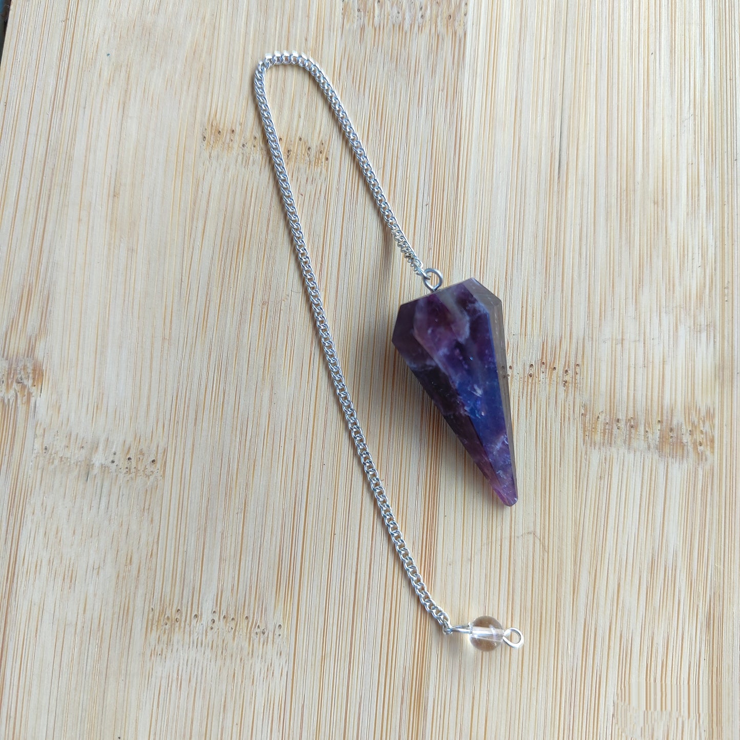 Péndulo de amatista natural con cadena extendida para uso profesional en terapias alternativas