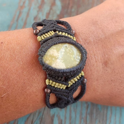 pulsera de macramé con jaspe verde