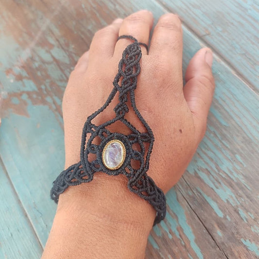 pulsera de dedo o sandalias descalza de macramé con piedra luna