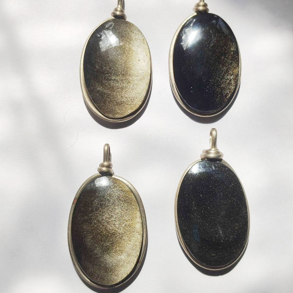 Colgante ovalado de obsidiana dorada XL