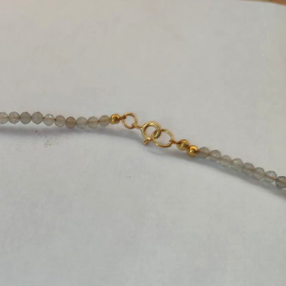 Collier en pierre de lune