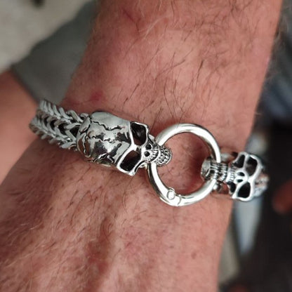 Bracelet tête de mort en acier