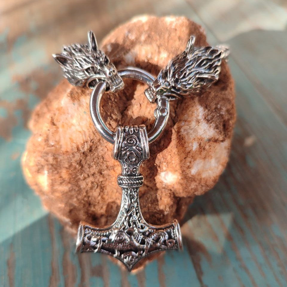 Collar vikingo salvaje