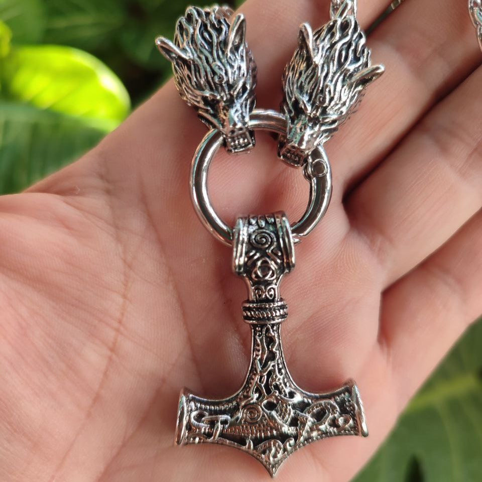 Collar vikingo salvaje