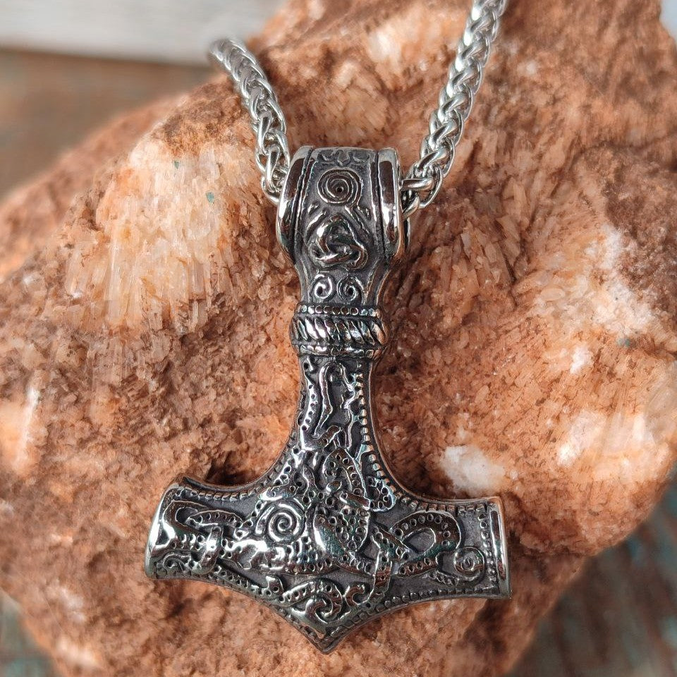 Colgante martillo de Thor