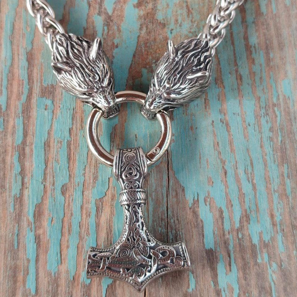 Collar vikingo salvaje