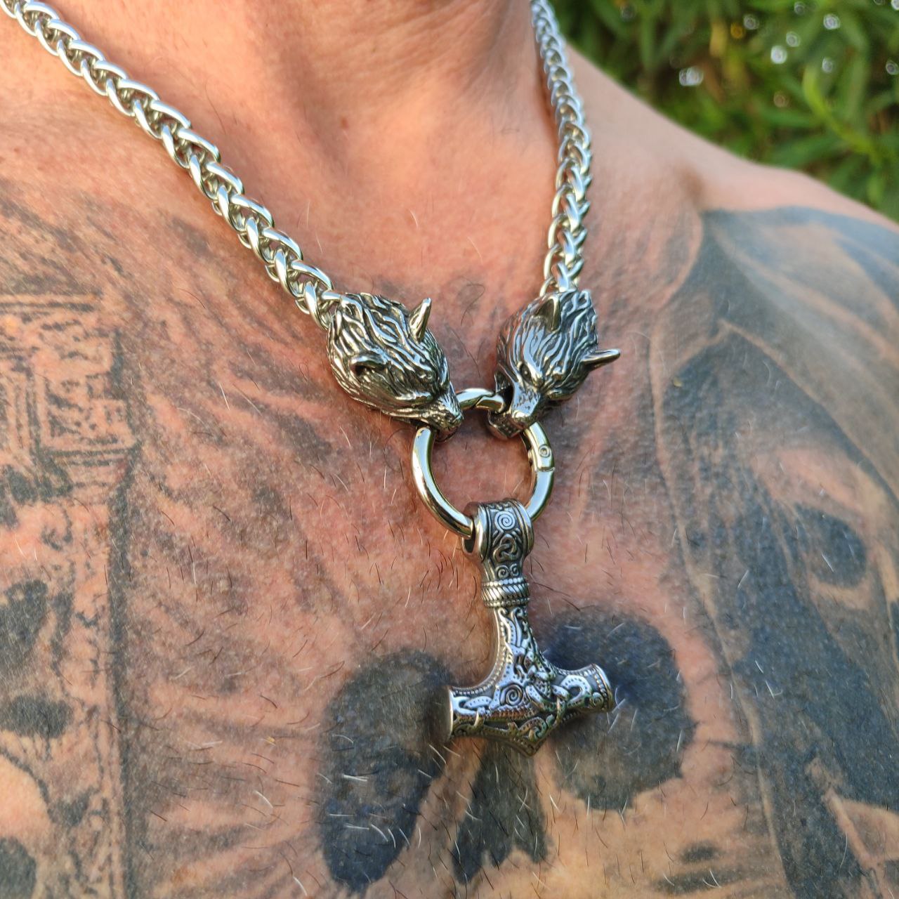Collar vikingo salvaje