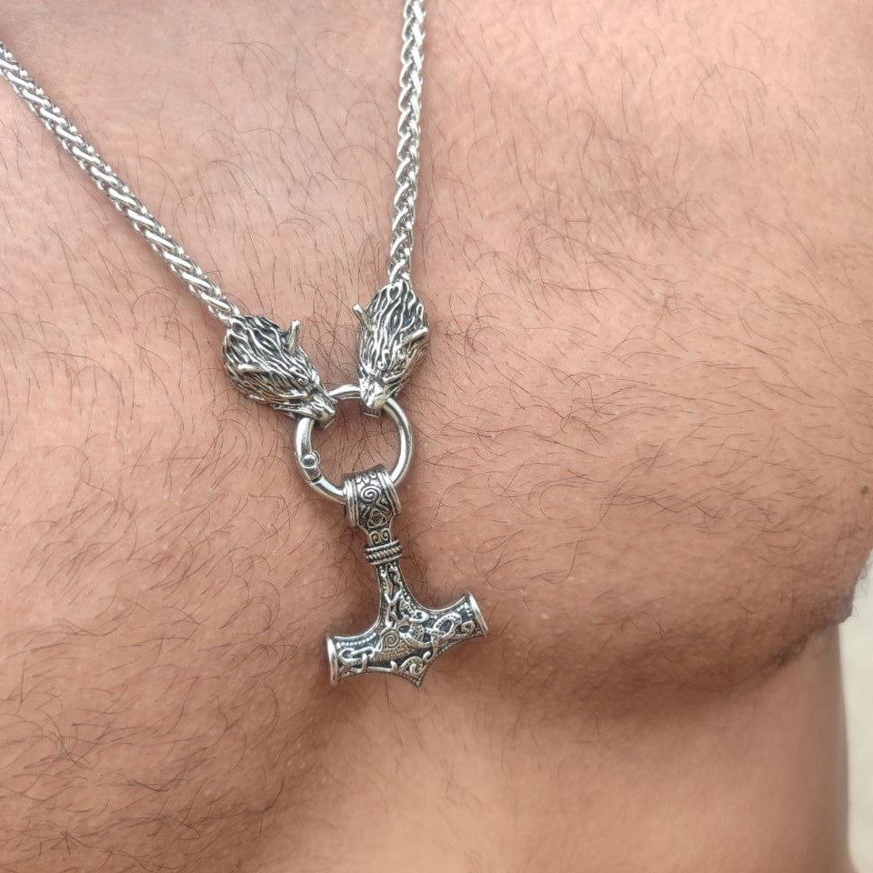 Collar vikingo salvaje