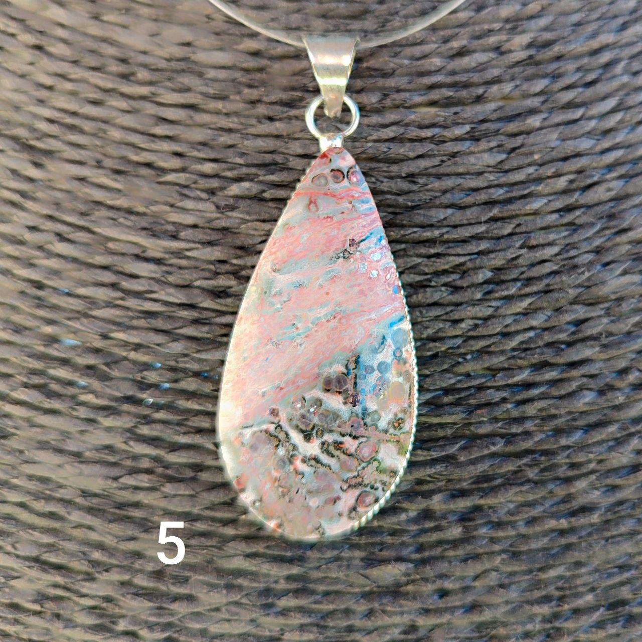 Colgante de rodonita