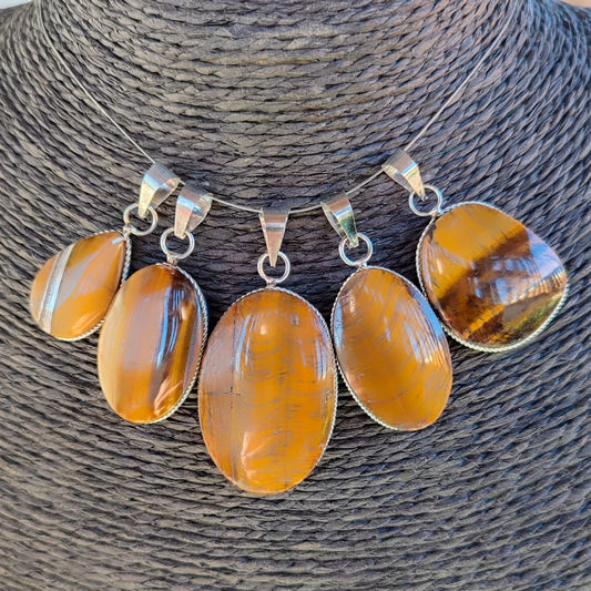 Colgante de ojo de tigre