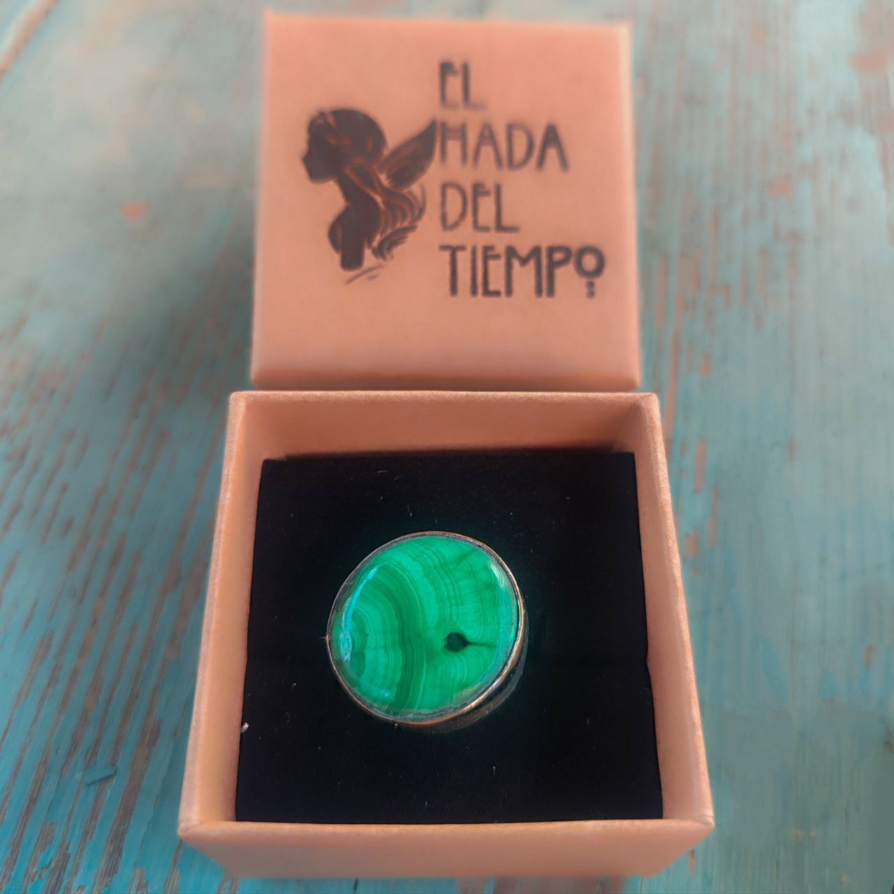 Anillo de malaquita