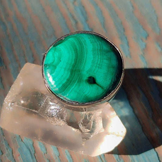 Anillo de malaquita