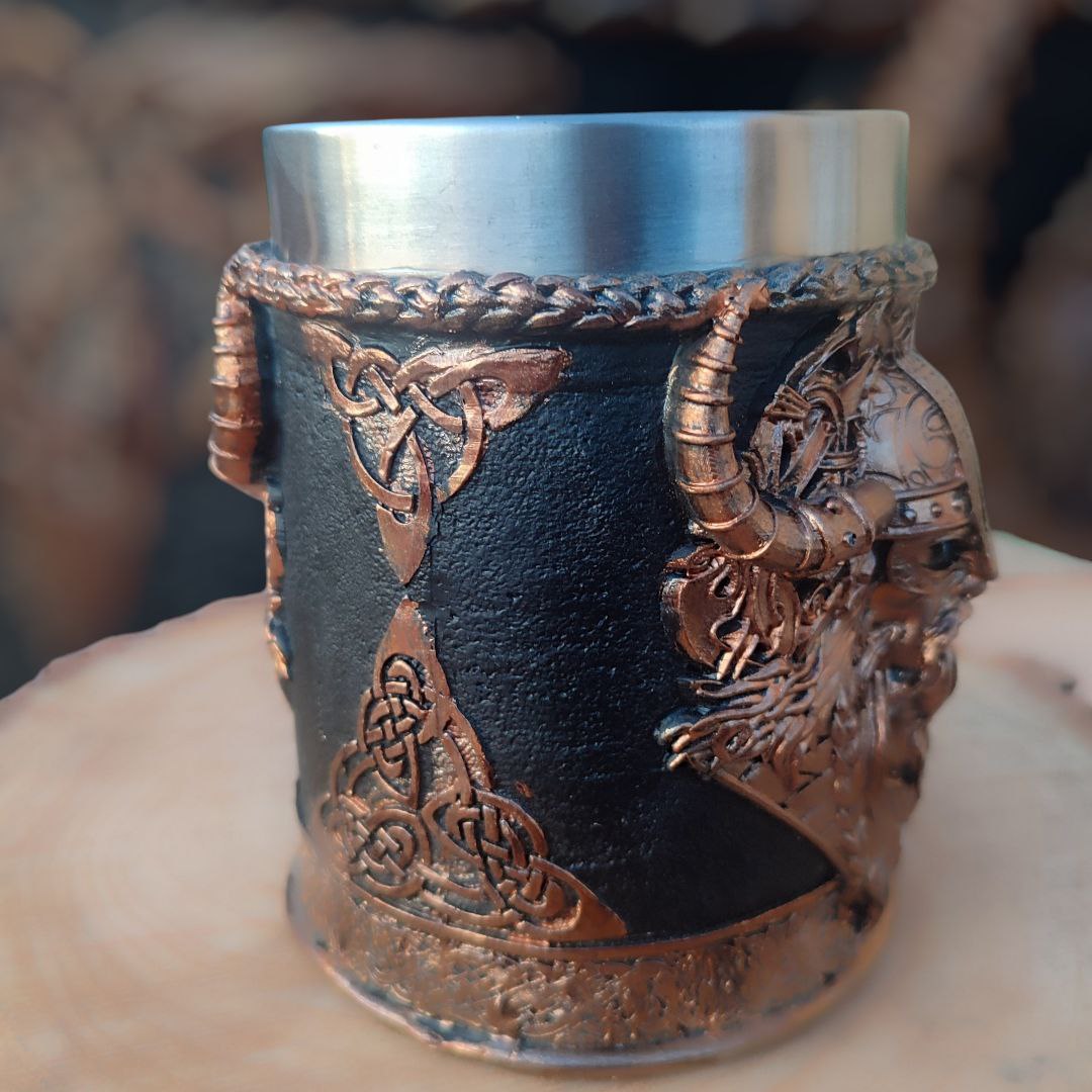 Taza vikinga Svartr