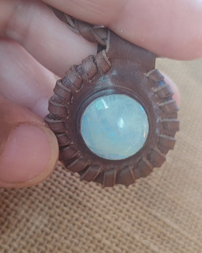 Collier en cuir tressé avec pendentif en pierre, pendentif en pierre de lune, collier en cuir pour homme, cuir avec pierre
