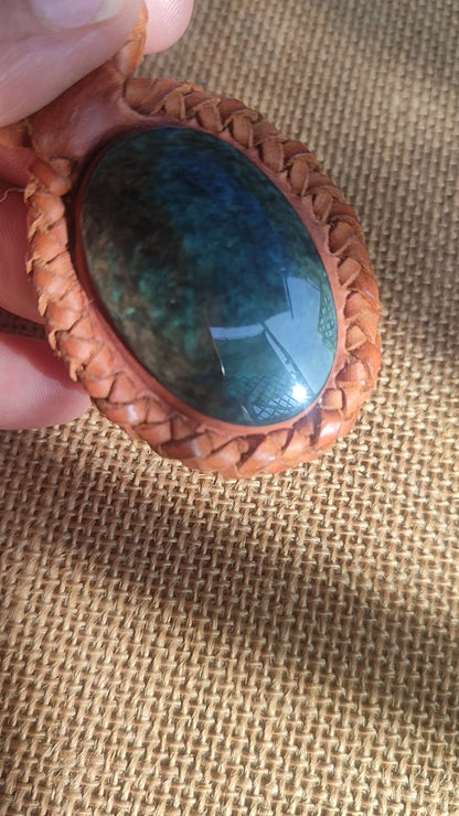 collar de cuero obsidiana manto huichol trenzado a mano, collar gordo de cuero, nudo de bola, collar de cuero con piedra