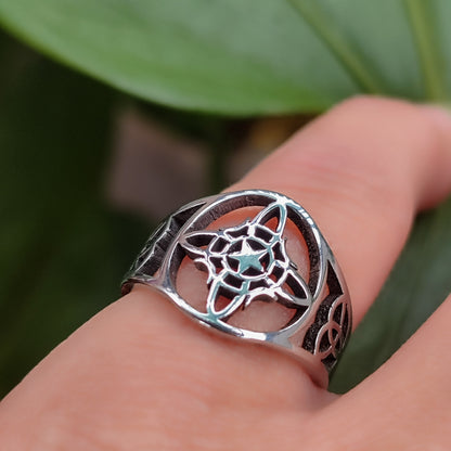 Anillo de nudo de bruja ancho