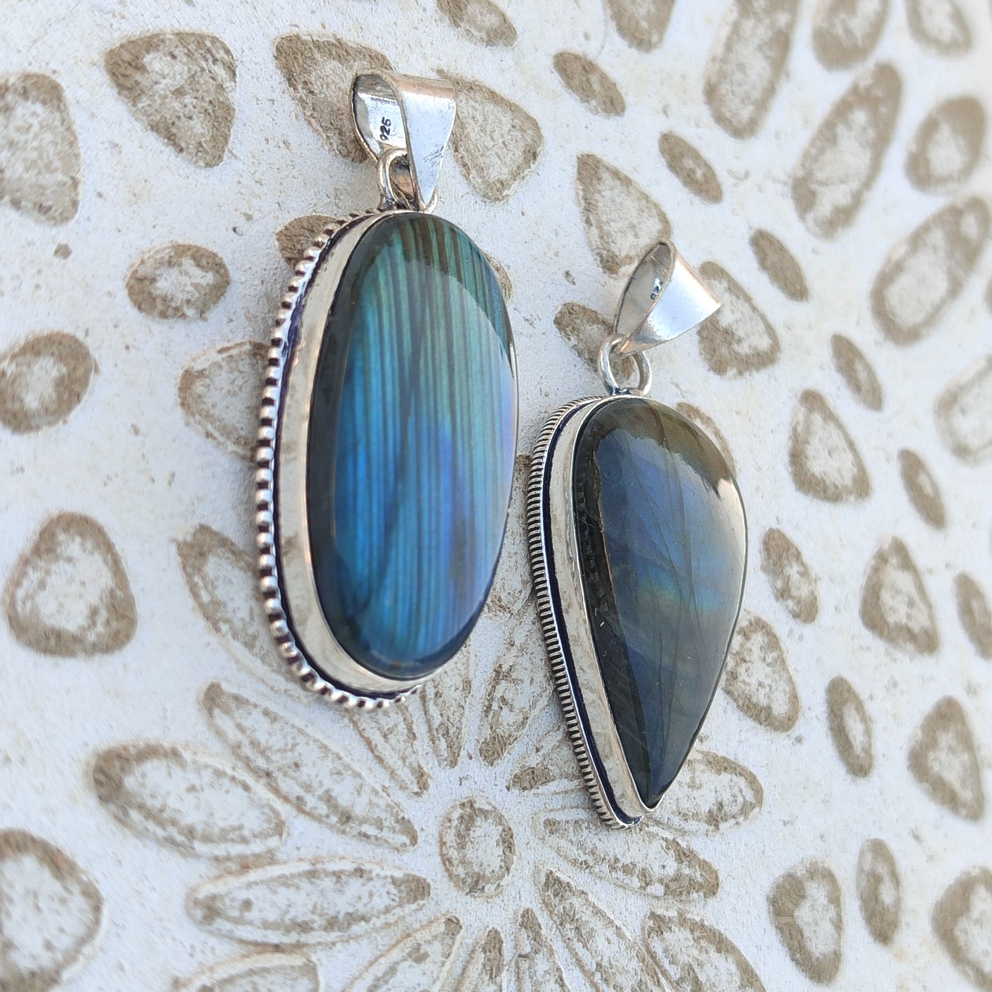 Colgante de Labradorita Natural | Joyería de la India