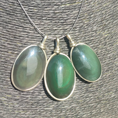 Pendentif ovale en obsidienne arc-en-ciel