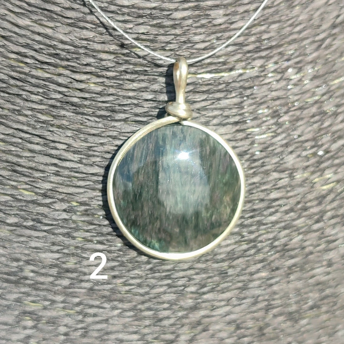 Huichol mantle obsidian pendant round XL