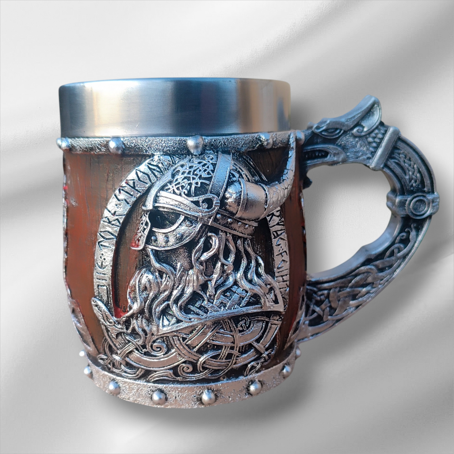 Taza vikinga Brúnn