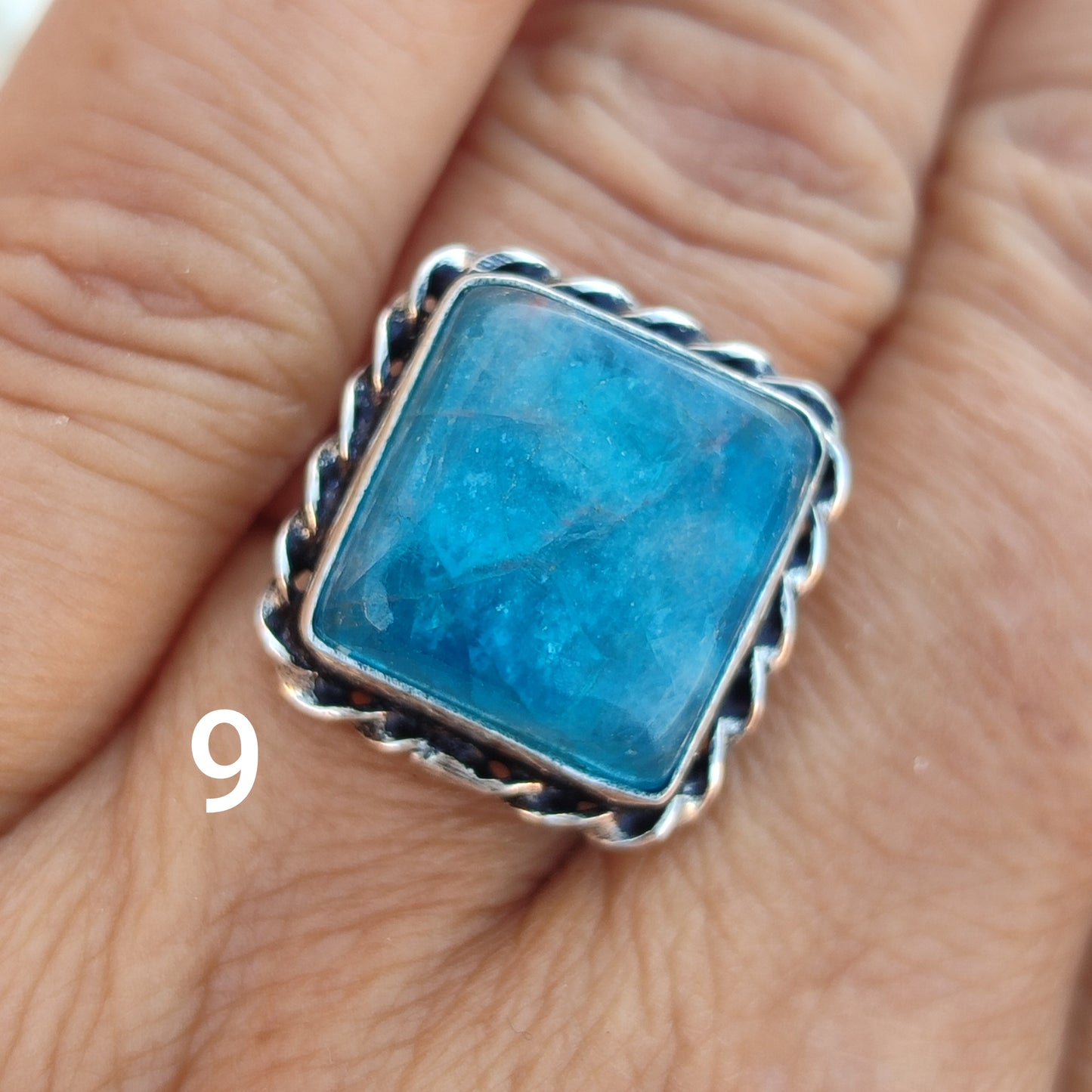 Anillo de Apatita Azul Ajustable | Joyería de la India