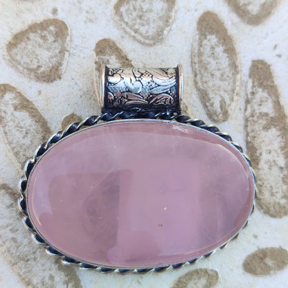 Colgante de Cuarzo Rosa Grande | Joyería de la India