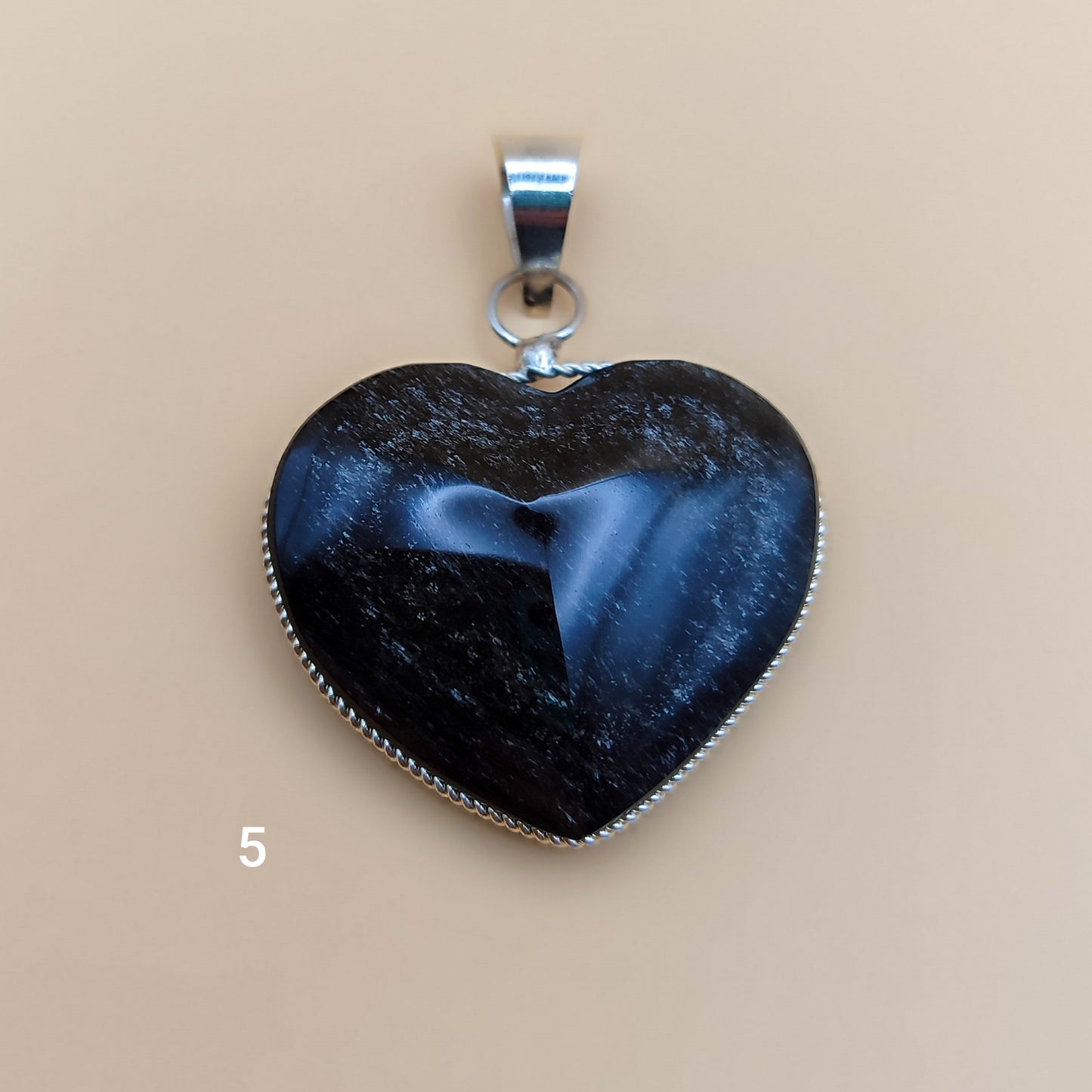 Colgante corazón de Obsidiana