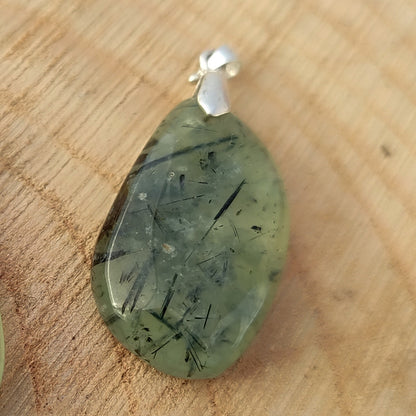 Colgante de Prehnita