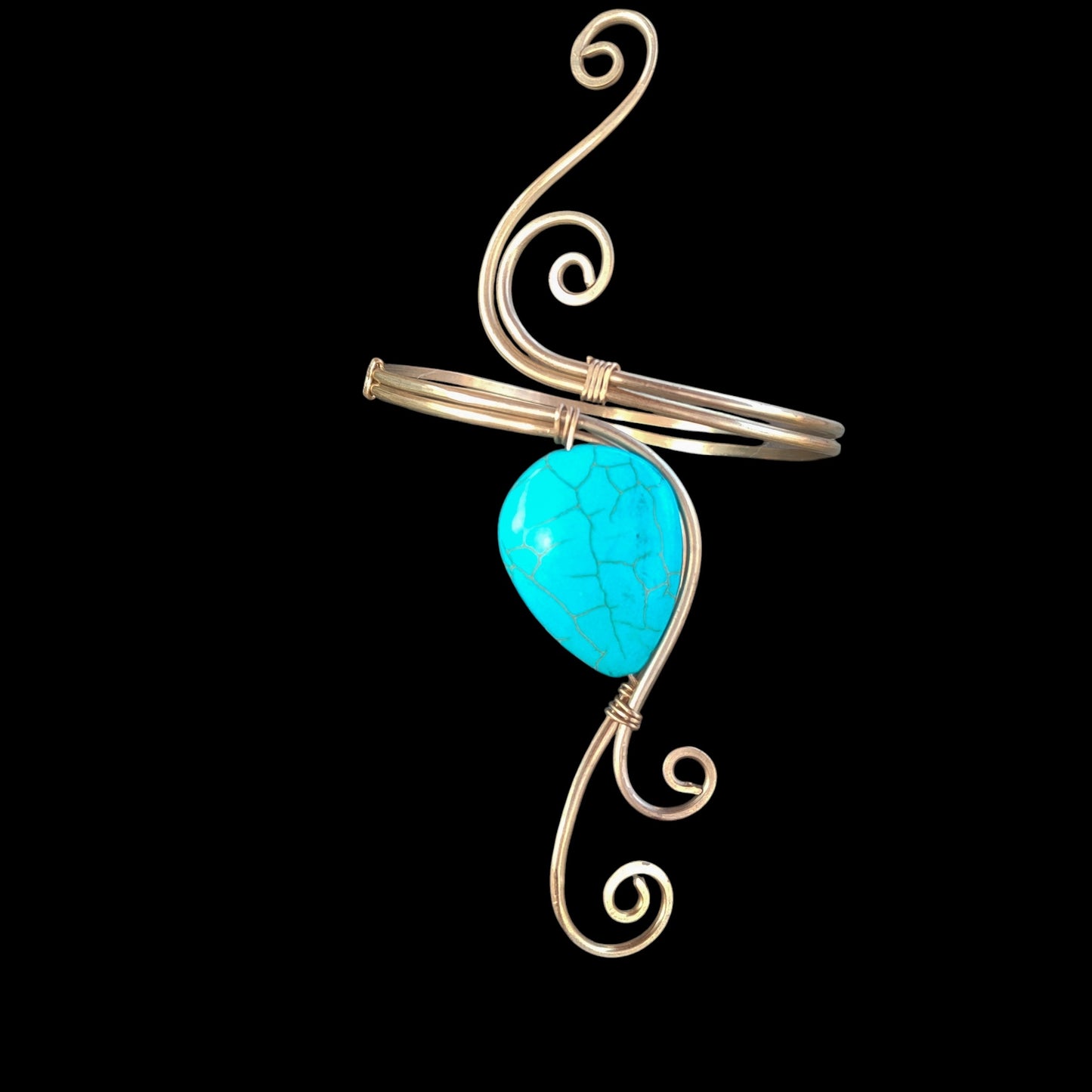 Brazalete rígido plateado boho