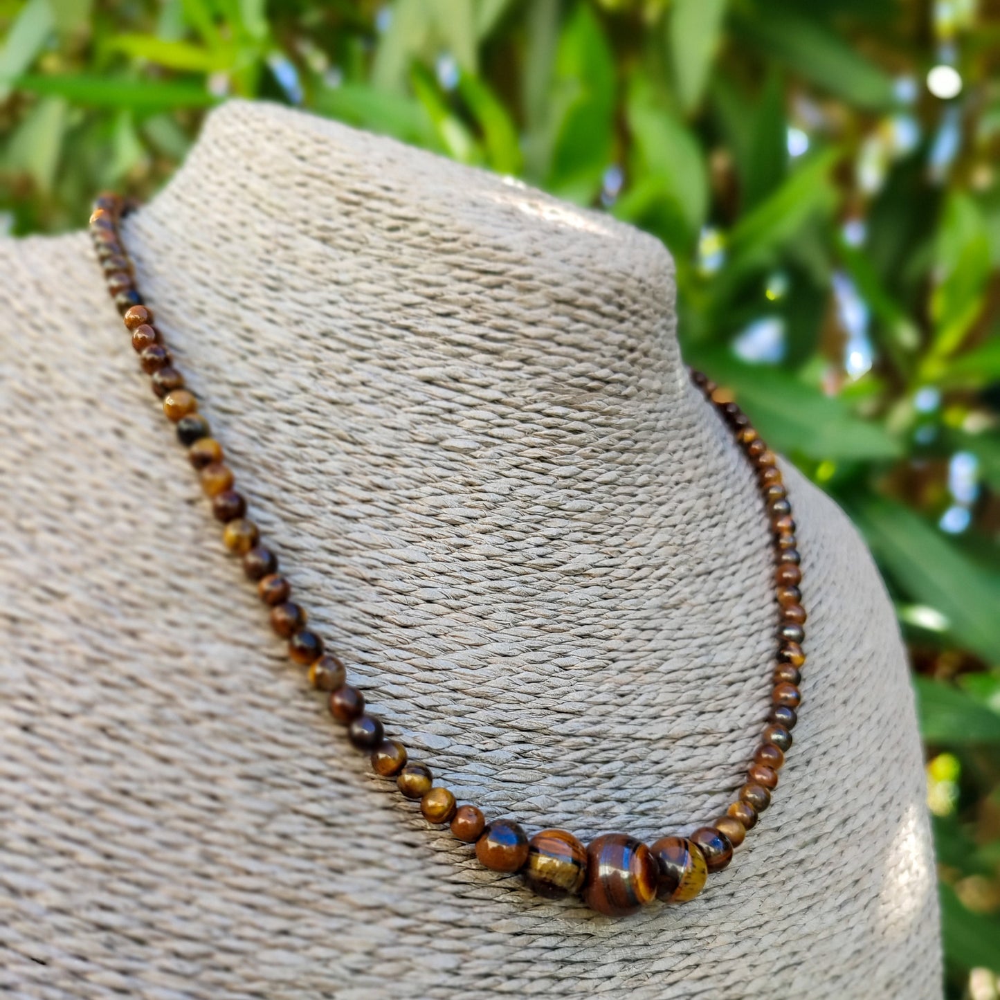 Collar ojo de tigre, modelo hada