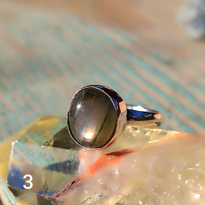 Anillo de labradorita