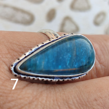 Anillo de Apatita Azul Ajustable | Joyería de la India