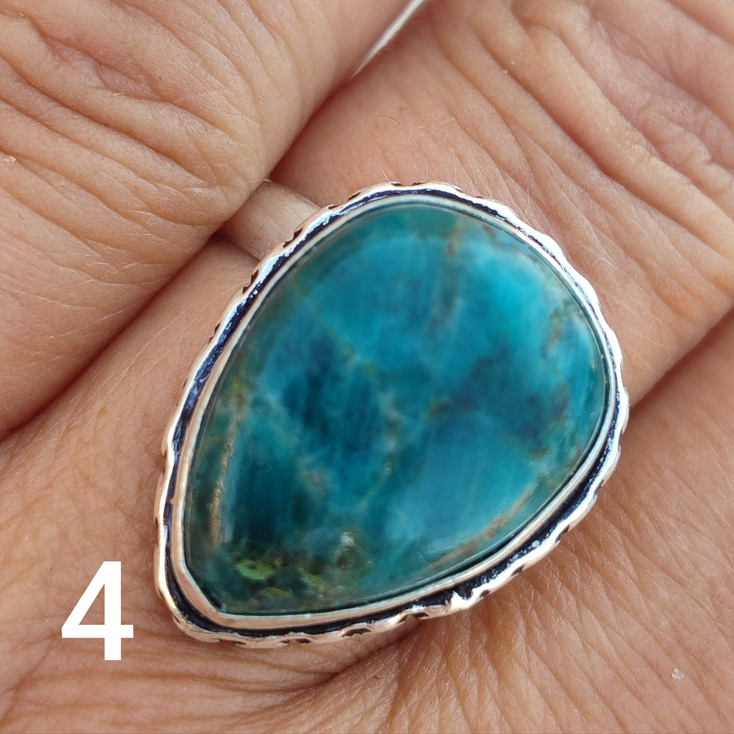 Anillo de Apatita Azul Ajustable | Joyería de la India