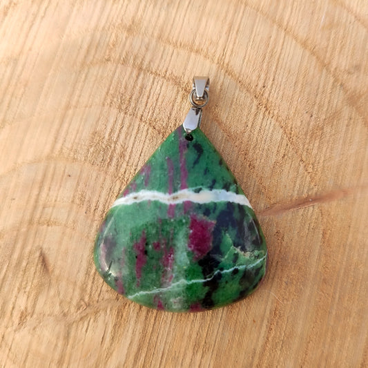 Colgante de Zoisita Rubí