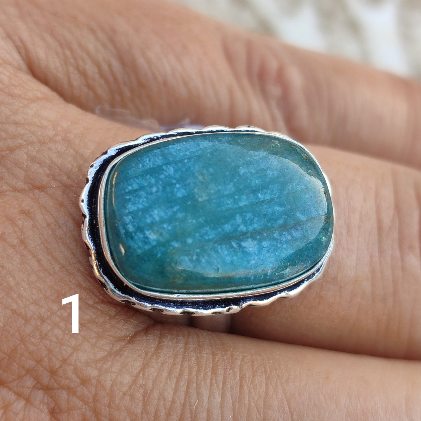 Anillo de Apatita Azul Ajustable | Joyería de la India