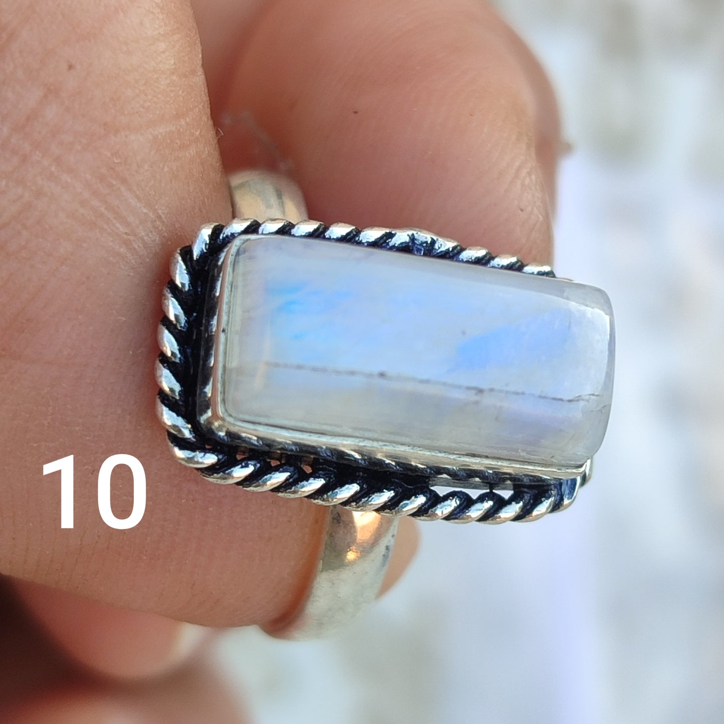 Anillo de Piedra Luna Ajustable | Joyería de la India
