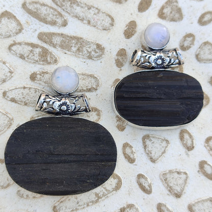 Colgante de Turmalina Negra y Piedra Luna | Joyería de la India