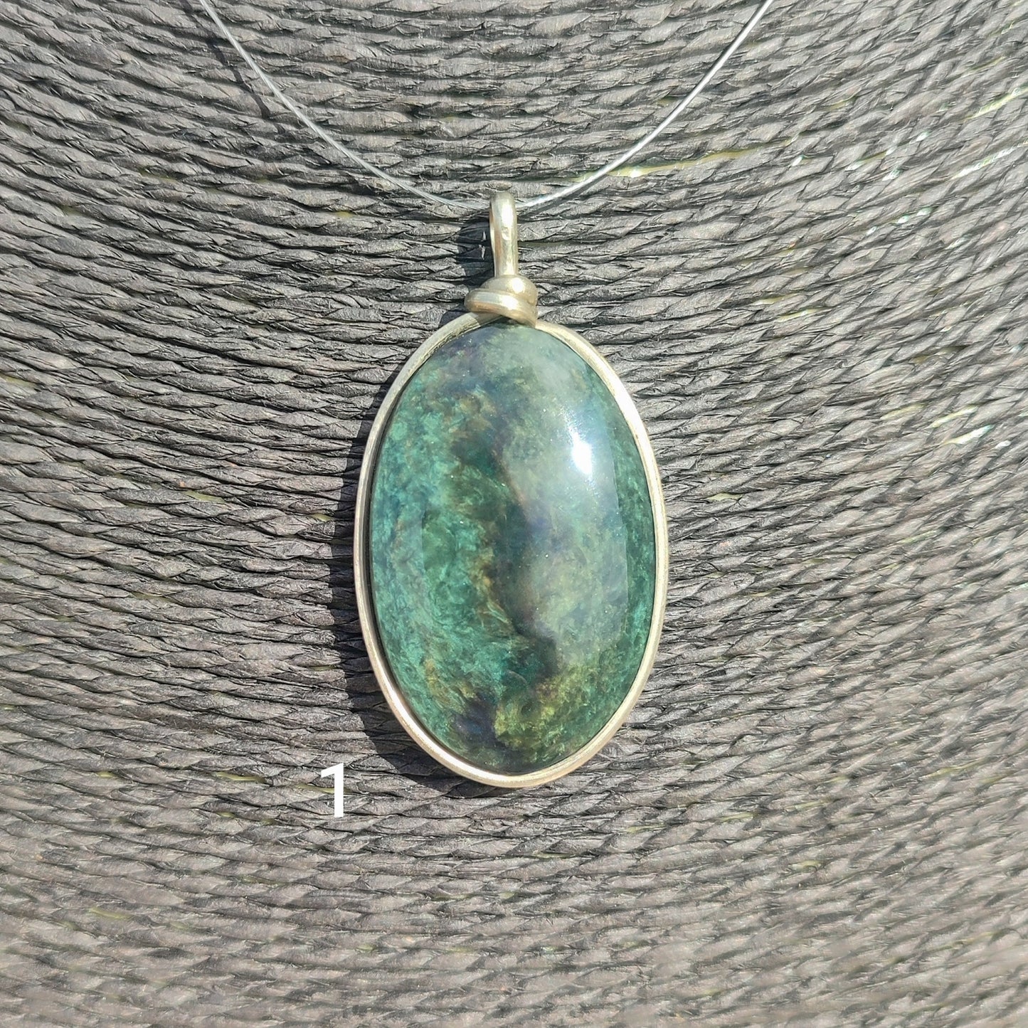 Huichol cloak obsidian pendant, oval, XL