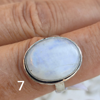 Anillo de Piedra Luna Ajustable | Joyería de la India