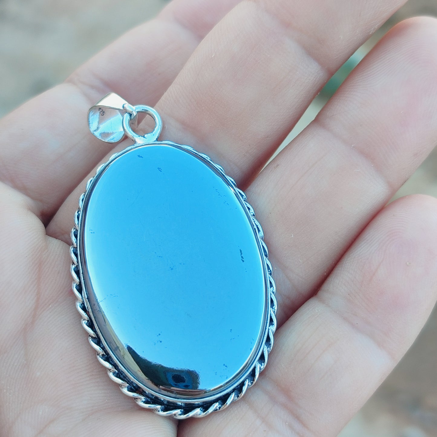 Colgante de Shungita bañado en plata