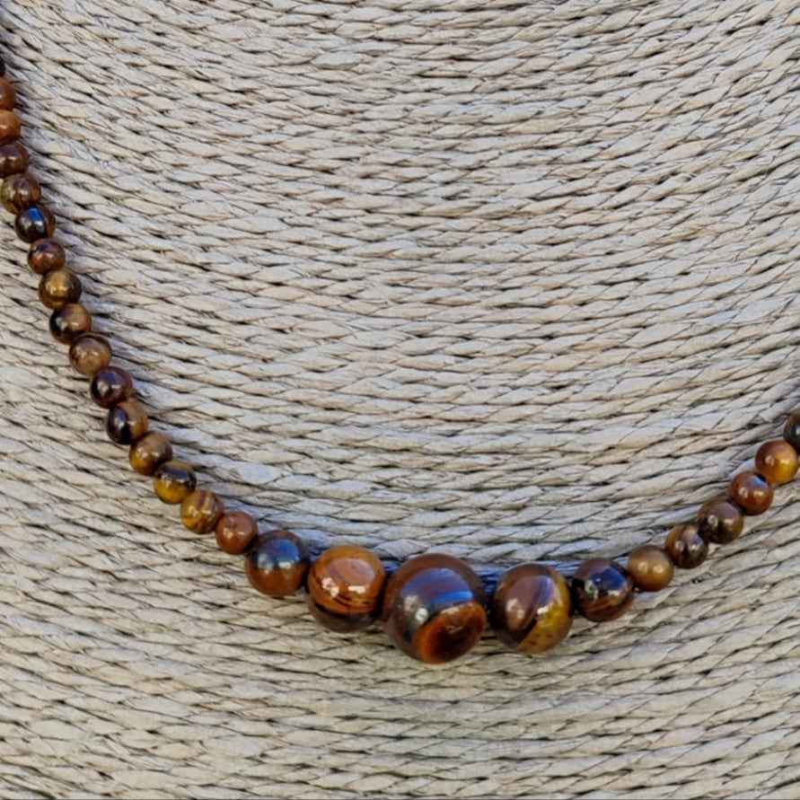 Collar ojo de tigre, modelo hada